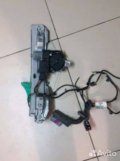 Электростеклоподъёмник на Opel Astra J