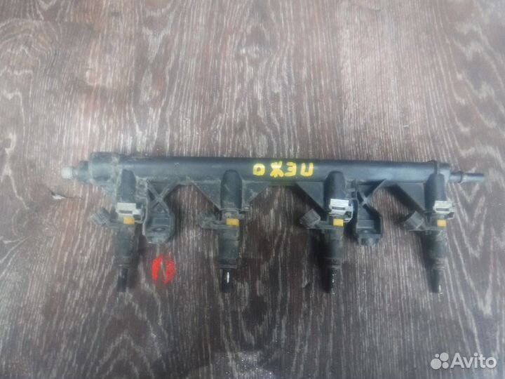 Рампа топливная форсунка Peugeot 308 I 2007-2015