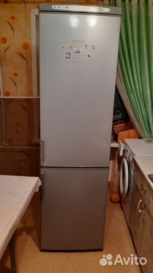 Холодильник 