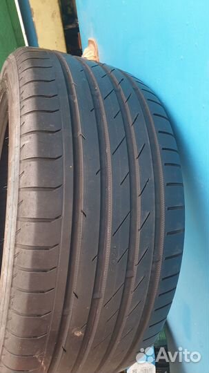 Nokian Tyres Hakka Black 255/45 R18