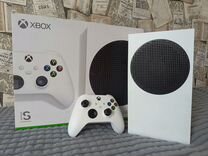 Xbox Series S с Геймпадом