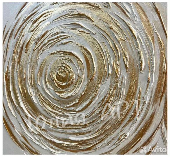 Картина в спальню с золотом на холсте