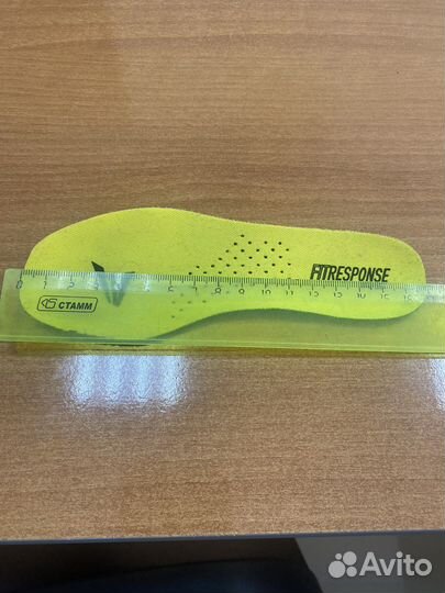 Коньки хоккейные профессиональные