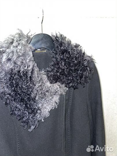 Пальто зимнее с воротником