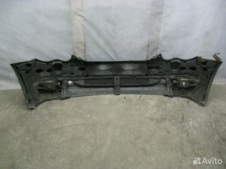 Бампер передний Mercedes-Benz C-Класс