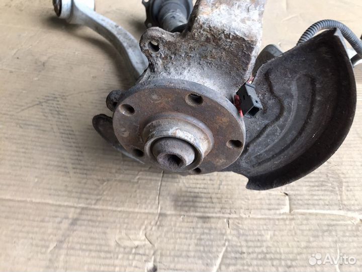 Привод передний правый Ауди А4 Б5 (564)