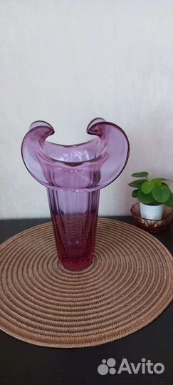 Ваза для цветов цветное стекло СССР Н - 27см