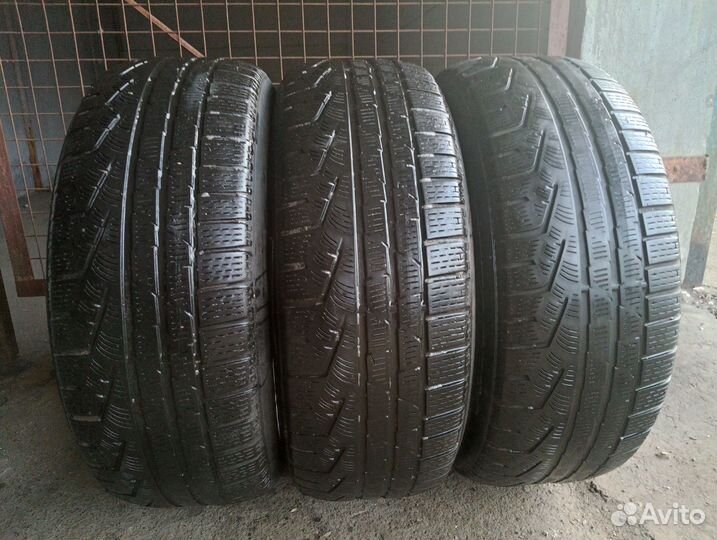 Pirelli Winter Sottozero 210 Serie II 225/55 R17
