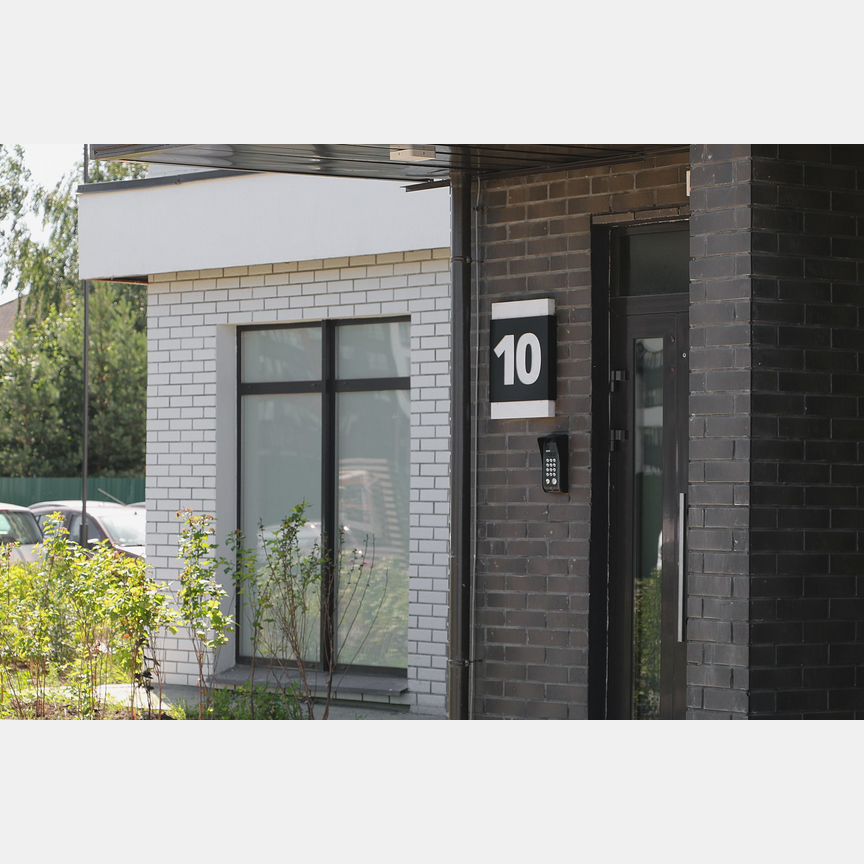 2-к. квартира, 68,8 м², 1/12 эт.