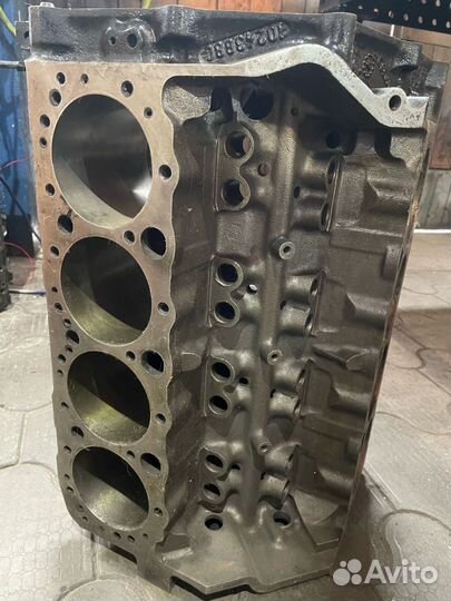 Блок цилиндров Mercruiser 350 5.7L PCM GM vortec