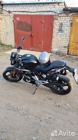 BMW G310R