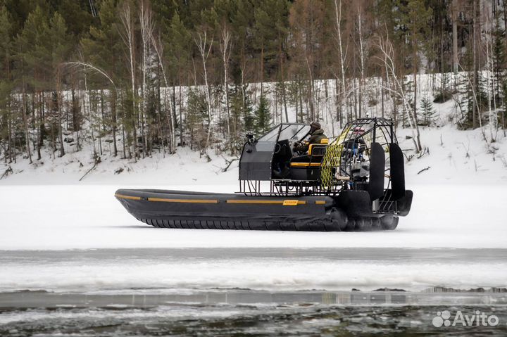 Аэролодка cargo 700 7,5 м с запасными винтами