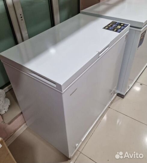 Морозильник новый