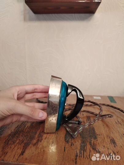 Малогабаритный дорожный утюг СССР винтаж