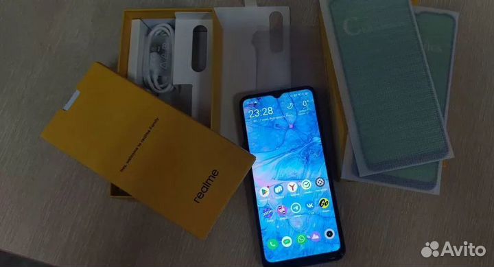 realme C3, 3/64 ГБ