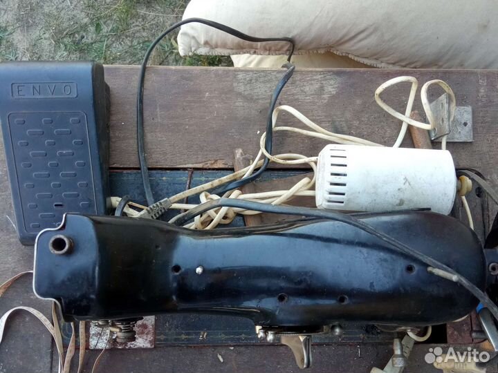 Швейная машинка altenburg