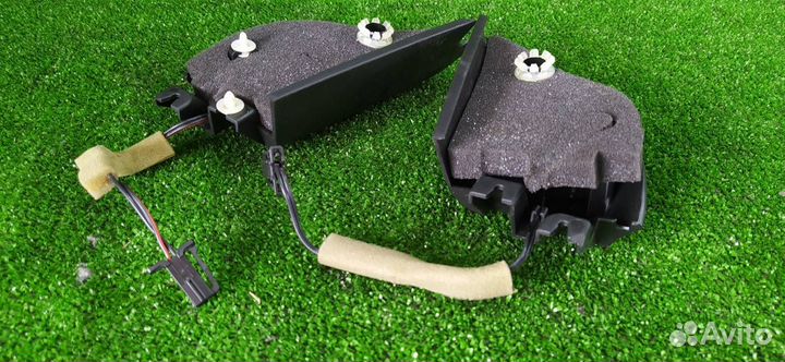 Пищалки передние пара в сборе передние Volkswagen