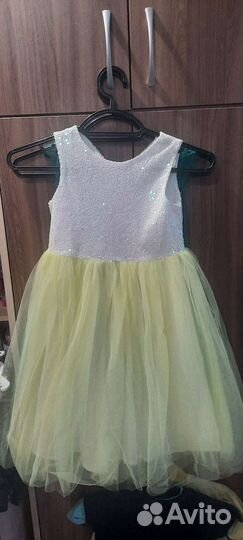 Платье на девочку