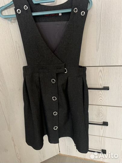 Форма школьная. 152, 134