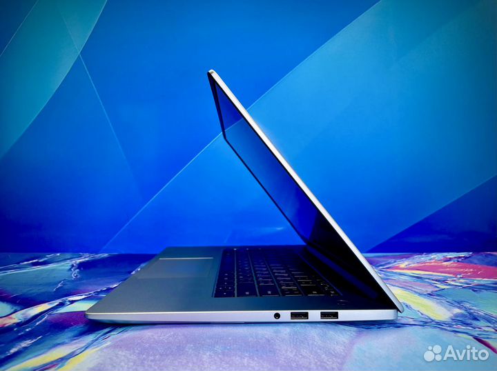 Ультрабук Huawei MateBook 15 / Core i5 / SSD