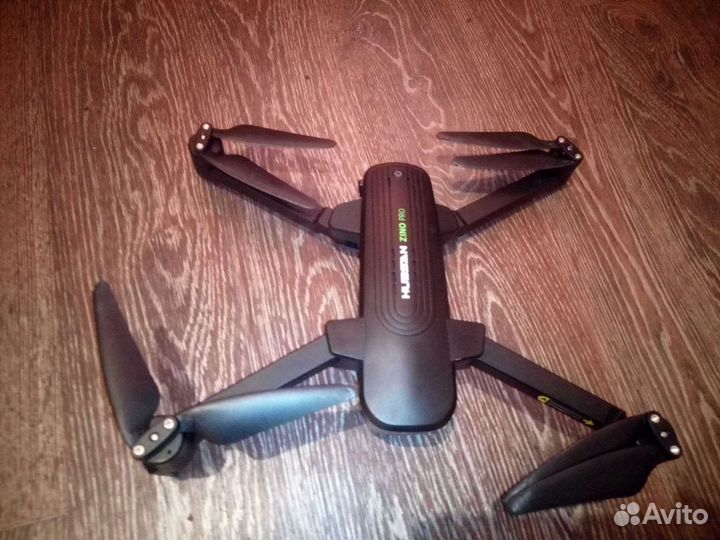Квадрокоптер Hubsan Zino Pro