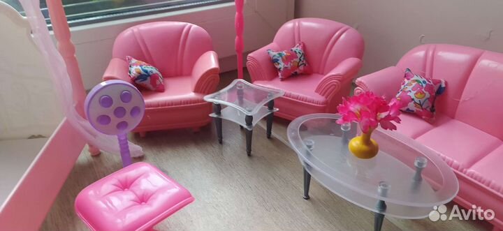 Мебель для кукол, Домик кукольный