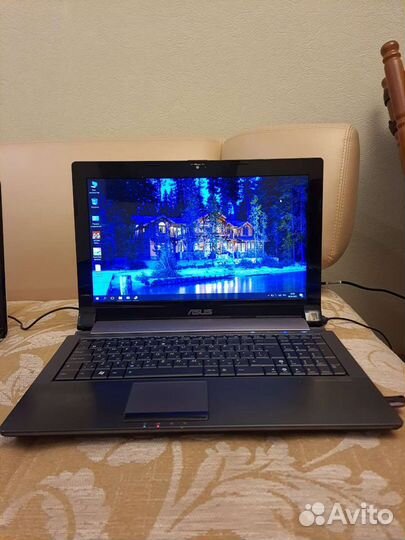 Asus N53J/2 i5/4/750Gb/3Gb две видеокарты под игры