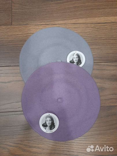 Женский берет