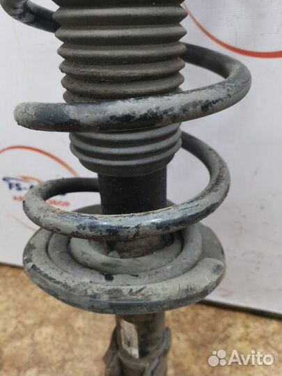 Стойка передняя правая Chevrolet Captiva C 140 2.2