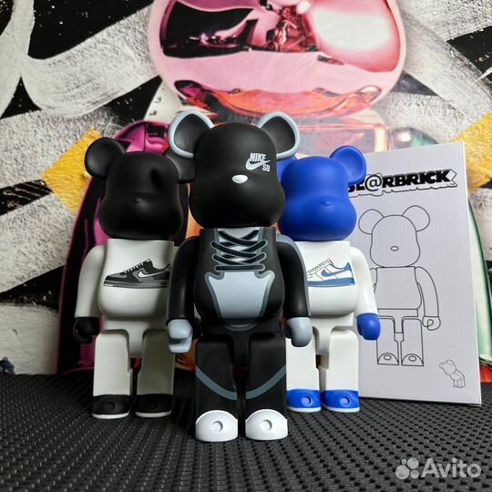 Фигурка kaws