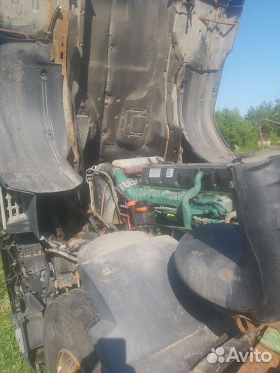 Volvo FM Track, 2011