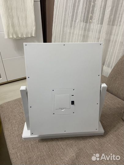 Зеркало с лампочками