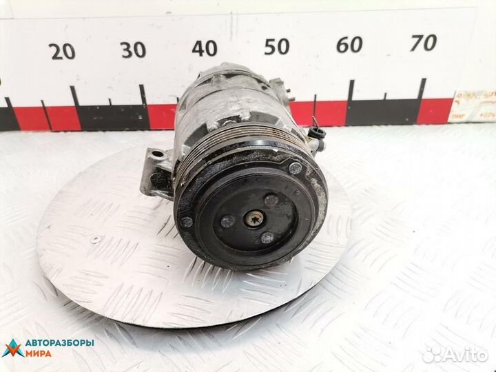 Компрессор кондиционера BMW 3 E46 2000 64526918750