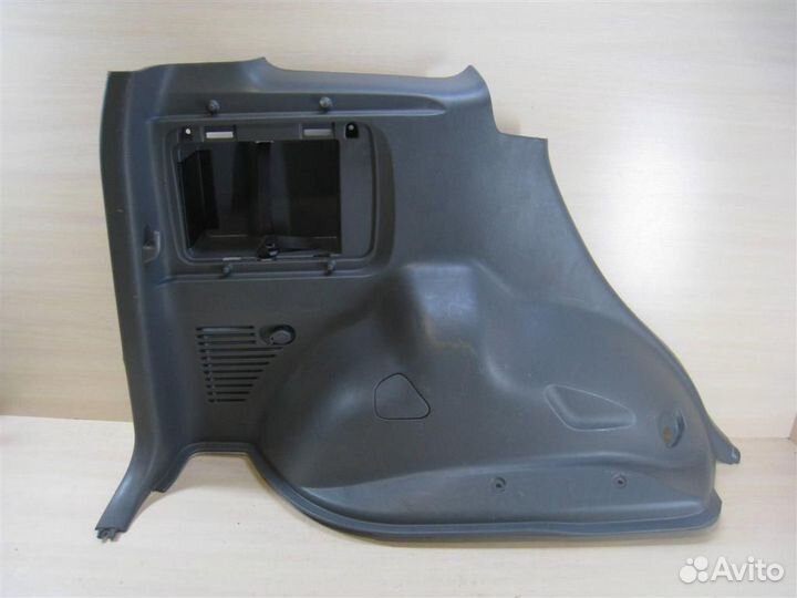 Обшивка багажника левая Toyota RAV4 A2 2003