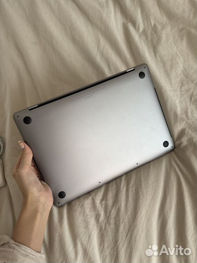 Macbook pro 13 2018 touch bar 1 тб