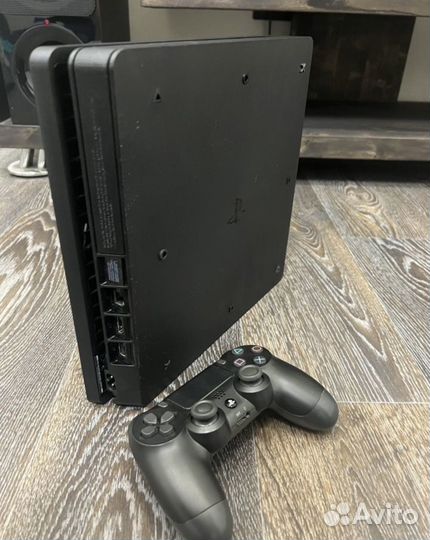 Sony PS4 slim