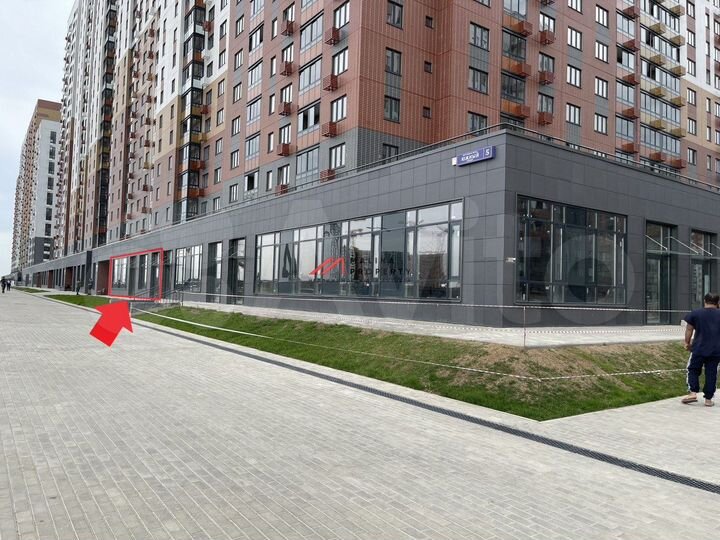 Сдам торговое помещение, 182 м²