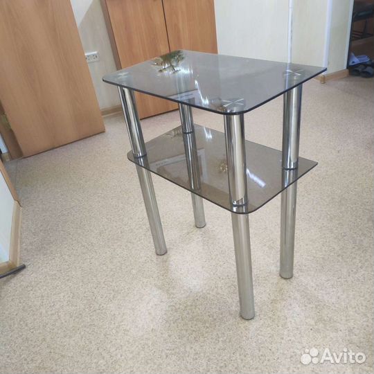 Журнальный столик