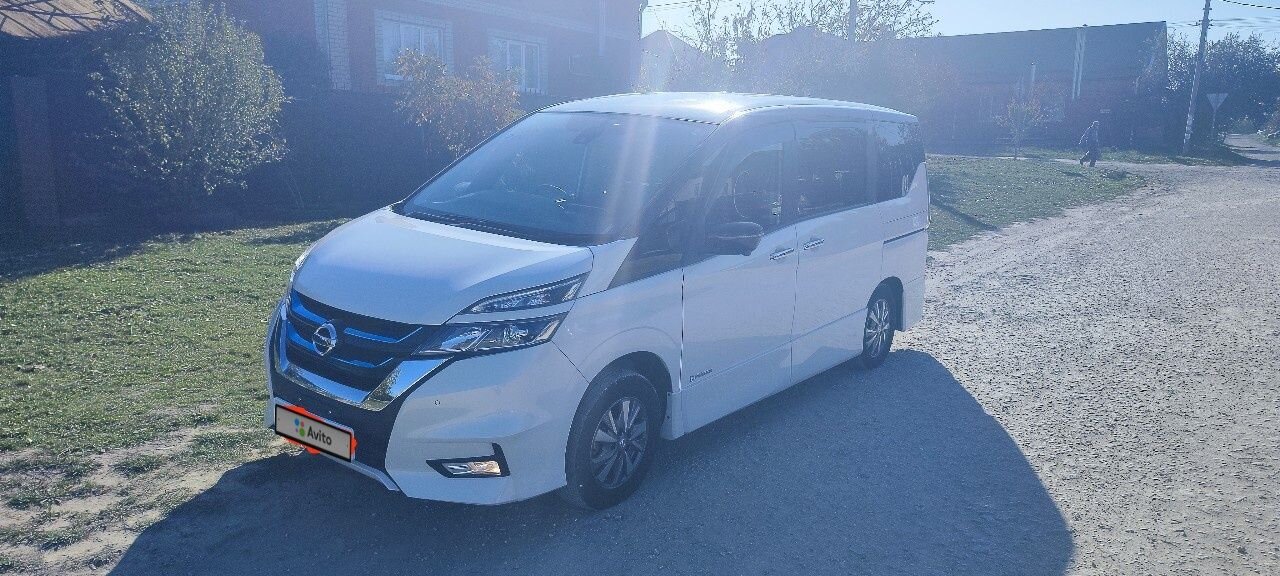 Nissan Serena: фото владельца