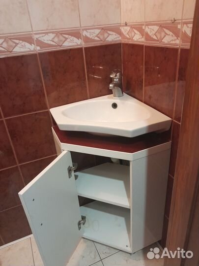 Продам тумбу с раковиной