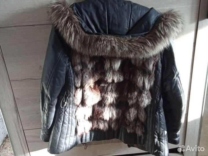 Куртка кожаная женская 48 размер