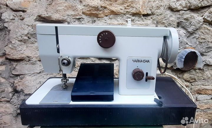 Швейная машина Чайка 134 А