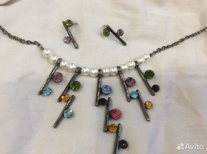 Бижутерия бусы и серьги