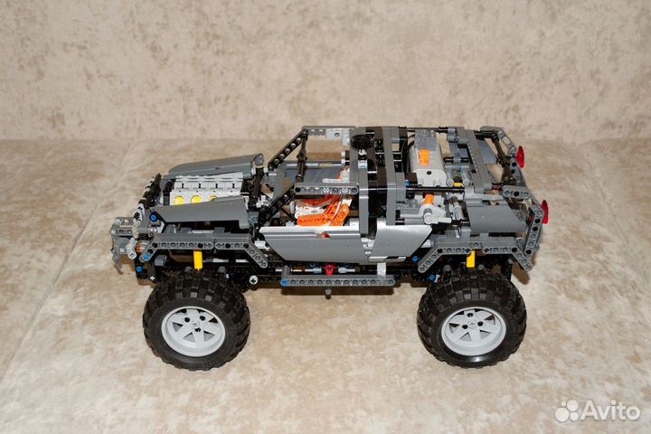 Lego technic 8297 - Off Roader