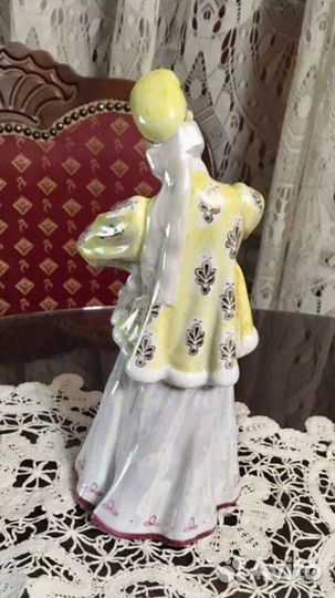 Фарфоровые статуэтки Одним лотом