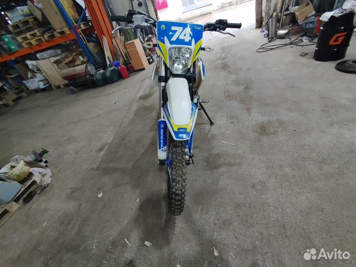 Мотоцикл Motoland XT250HS