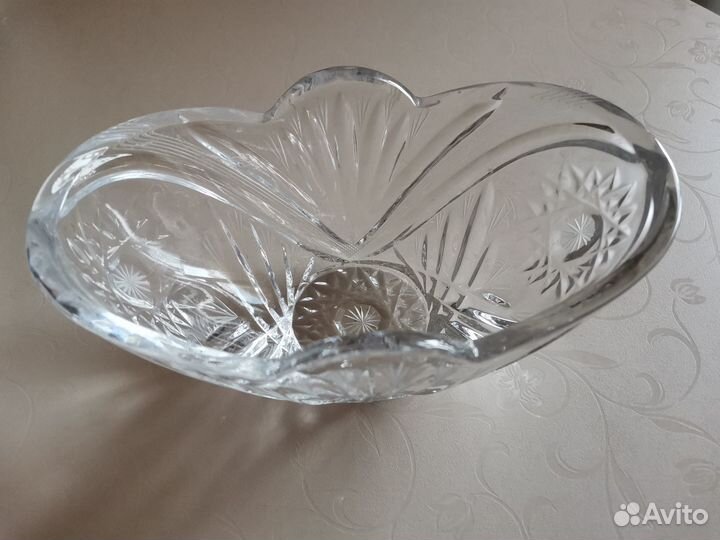 Ваза хрустальная