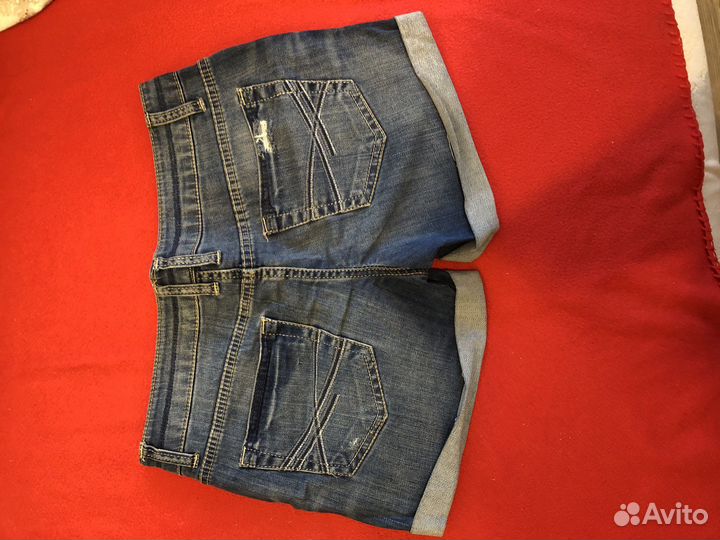 Джинсовые шорты