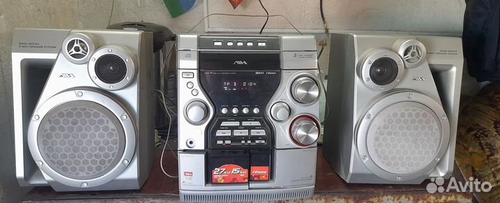 Музыкальный центр