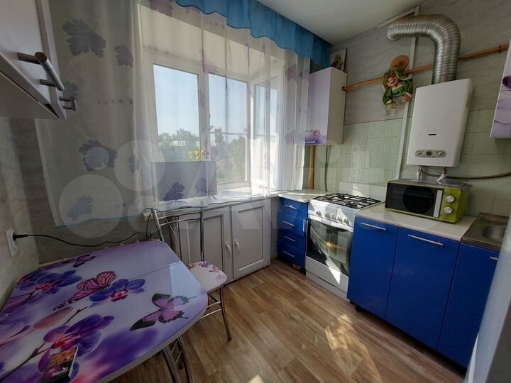 2-к. квартира, 43,7 м², 3/3 эт.